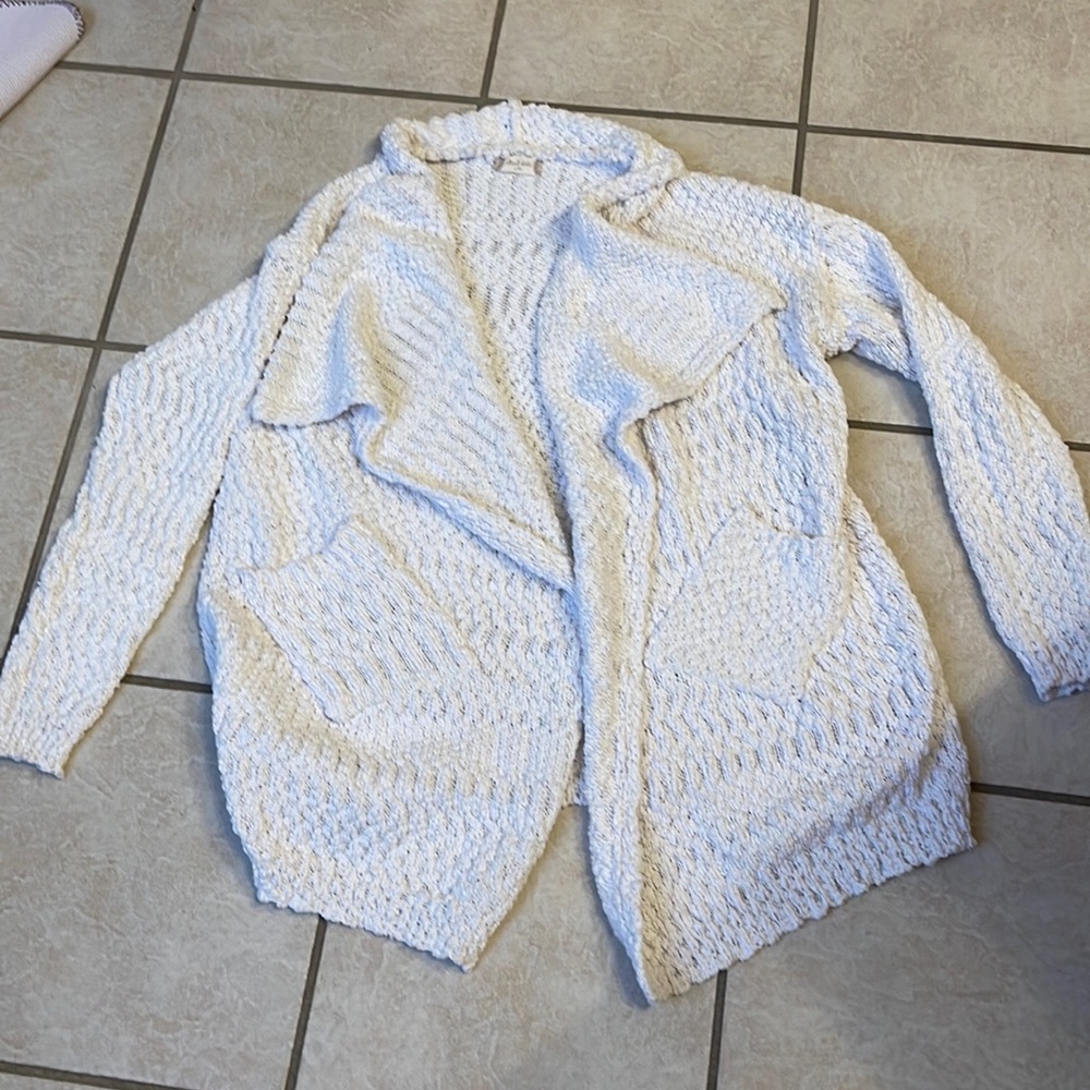 Altered state cardigan size L cream